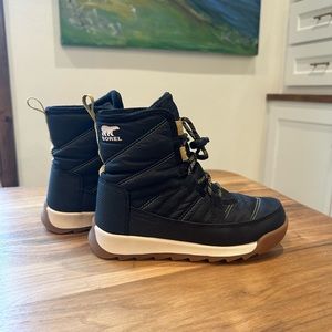 Sorel Whitney Size 1 Youth